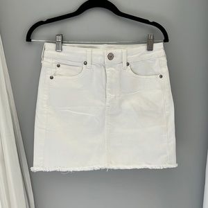 American eagle white denim skirt